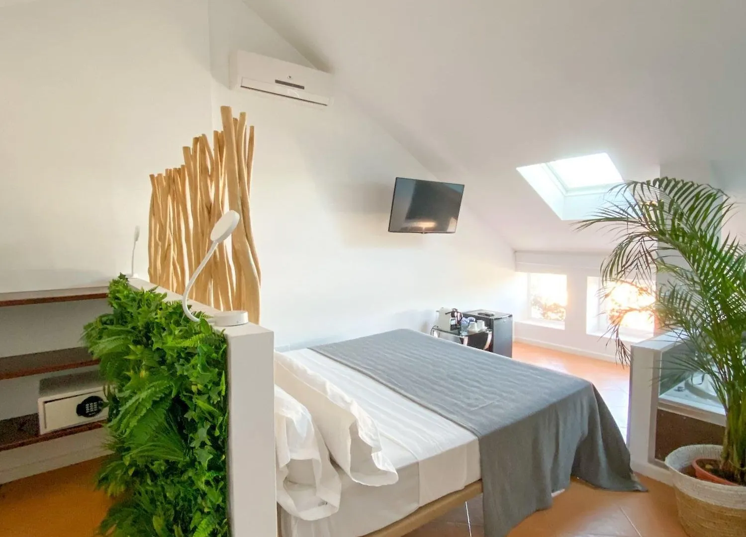 Molo 44 Suites Puerto Banus Marbella Guest house
