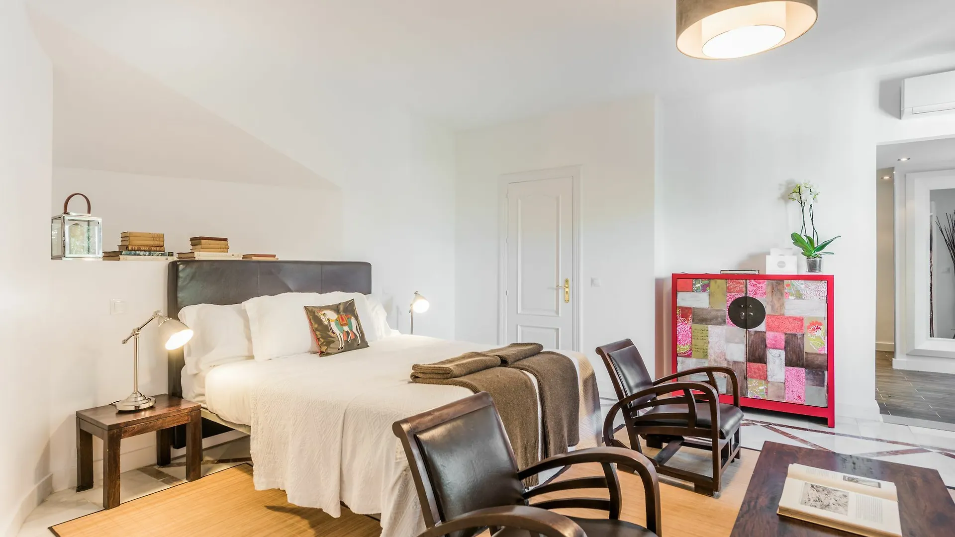 Molo 44 Suites Puerto Banus Marbella 4*,