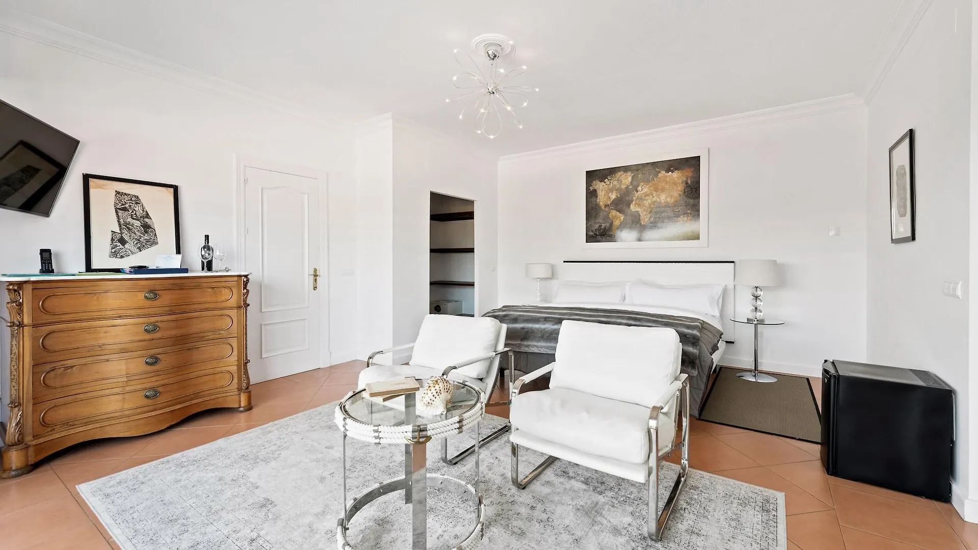 Molo 44 suites Puerto Banús Marbella