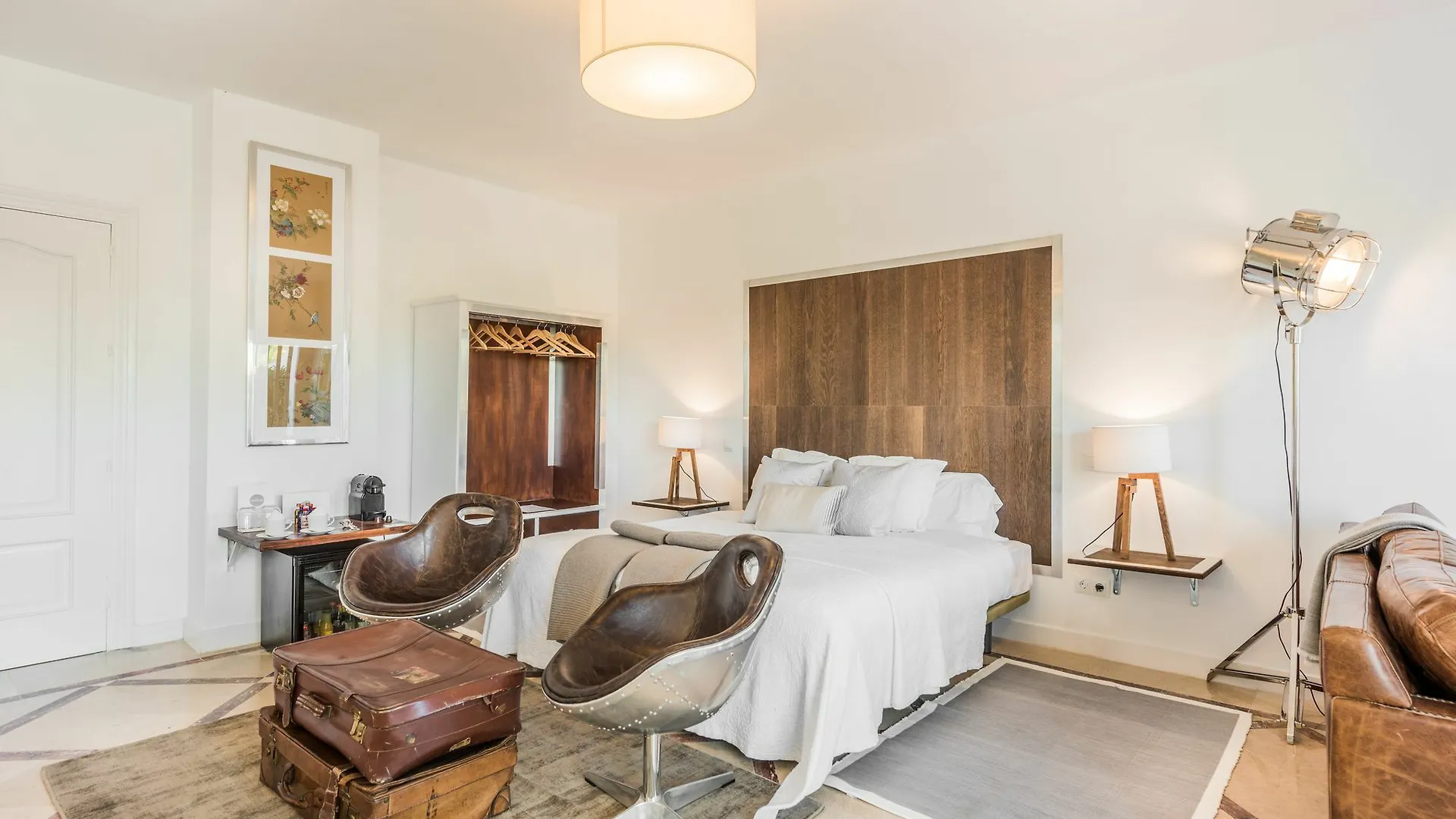 Molo 44 suites Puerto Banús Marbella 4*,